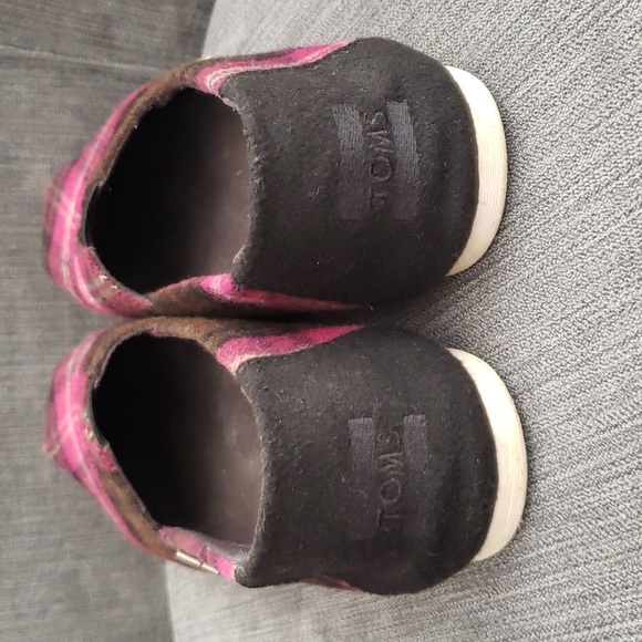 TOMS 7.5 Fushia Plaid Alpargata Slip-on Shoes - Picture 3 of 10